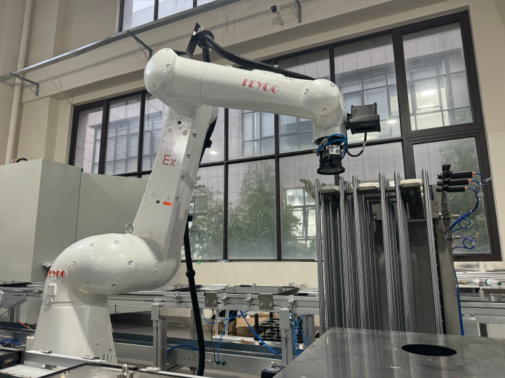 M25/18A/EX防爆工業(yè)機器人原油檢測實際案例